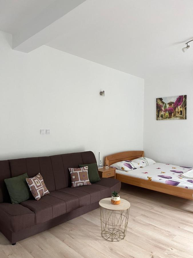 Apartman Iskra Apartman Bijela Kültér fotó